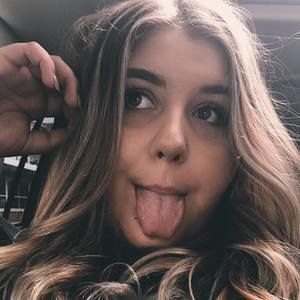 Meet your Posher, Alli